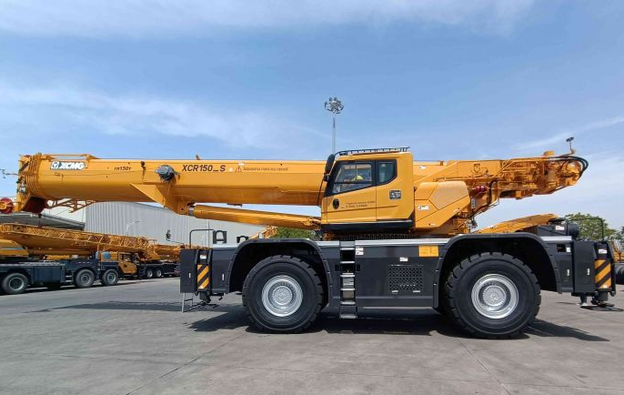 تأجير رافعة متحركة 150 طن