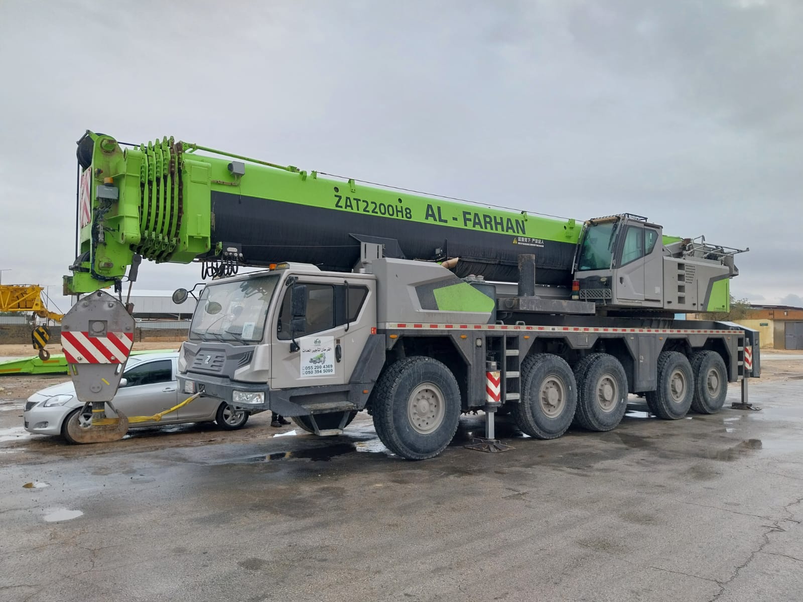 تأجير رافعة متحركة 220 طن